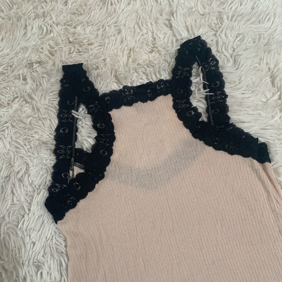 🦋H&M Divided ribbed tank - Picture 3 of 7